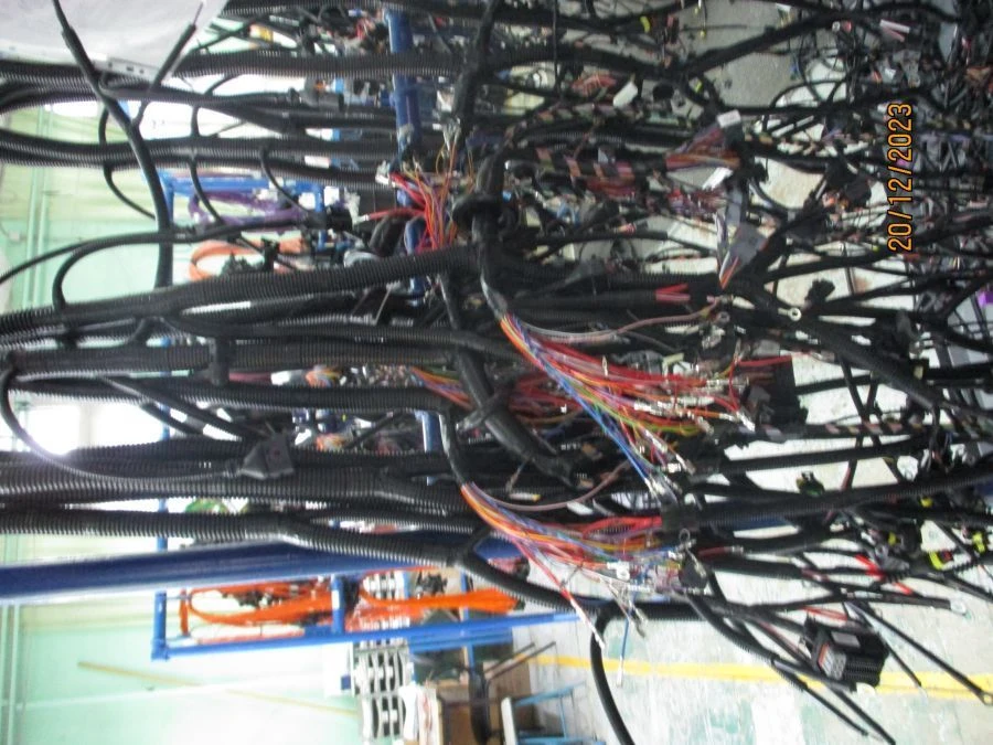 ????? 025 (UD1R11.3724025-??;U?1?11.3724025-??;UC1C11.3724025-XX;UC2A21.3724025;?21R22.3724025-???;?21R23.3724025-???;A21R25.372
