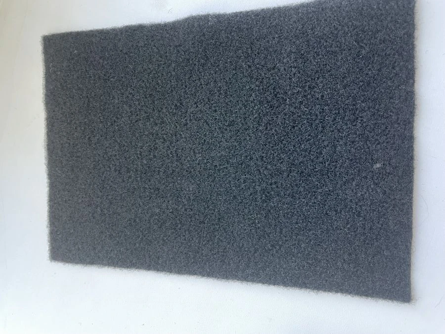 Nonwoven needle-punched nonwoven fabric with density from 100 g/m2 to 800 g/m2