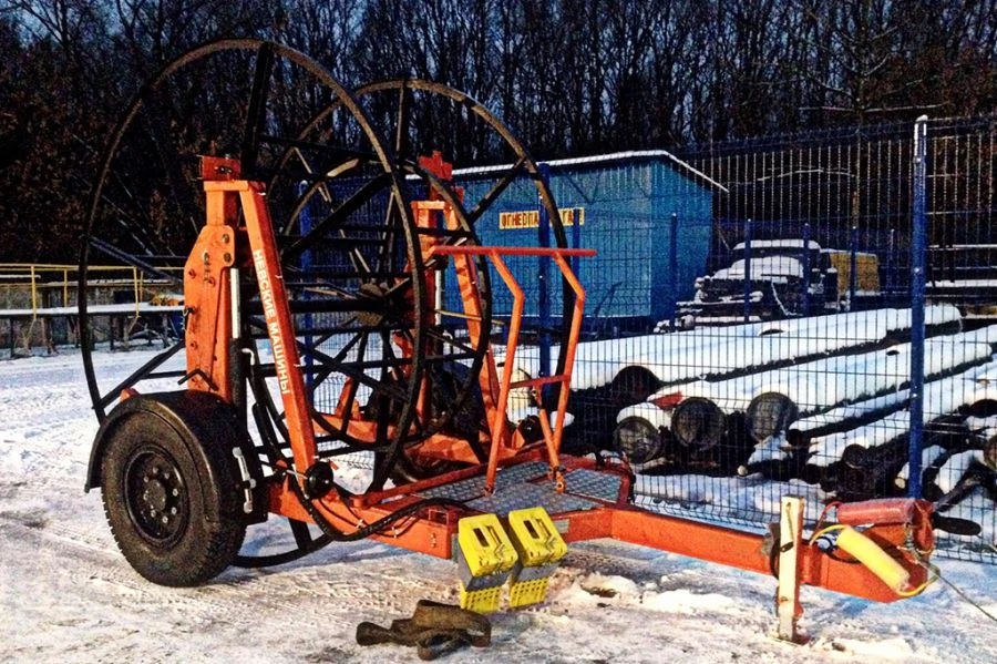 Trailer 88071K, with air suspension or spring-balanced suspension, with tyres 235/75R17.5 or 385/65R22.