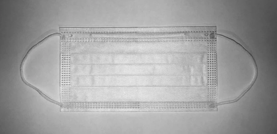 Medical disposable masks made of nonwoven materials non-sterile two-layer, density 60g/m2, white