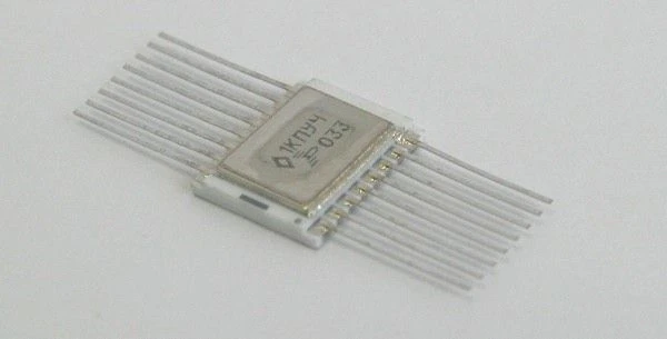 Microcircuit 564TL1