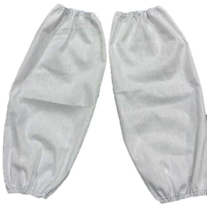 Armbands (pair) from a set of medical isolation clothing reusable non-sterile