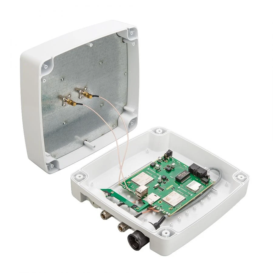 Router with two modems and additional output for a second antenna, LTE cat.4, Kroks Rt-Ubx DM m4