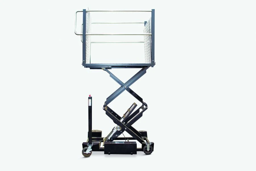 Lifting platform mobile for disabled people and low mobility groups of population Q-lift Mobile