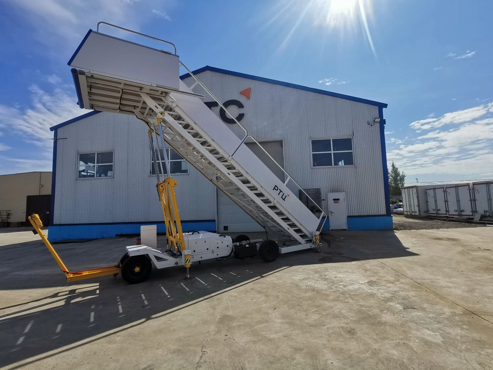 Full Extension with Boarding Platform