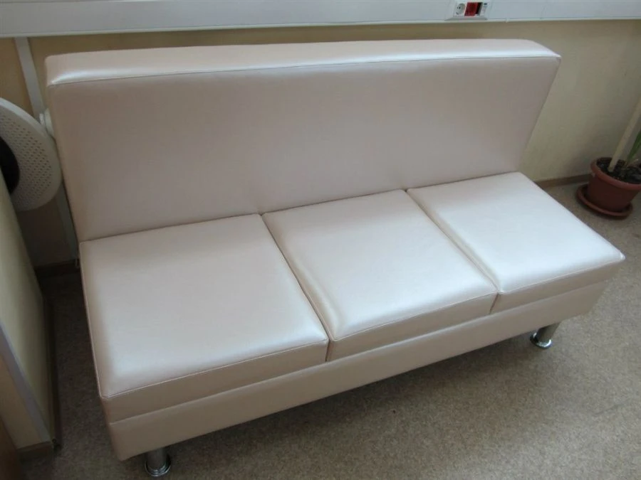Sofa ''Light'', 3-seater/Cu15