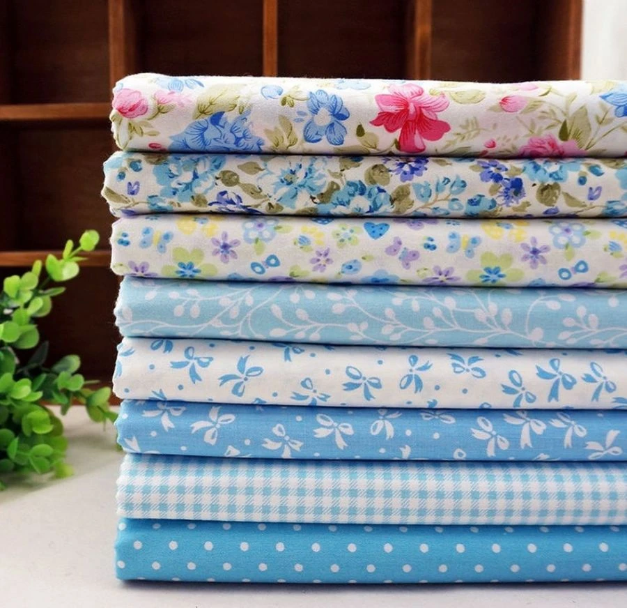 Blankets of bleached, dyed and printed cotton fabrics