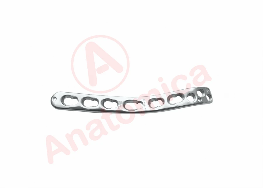 Distal medial plate for humerus with angular stability with limited contact