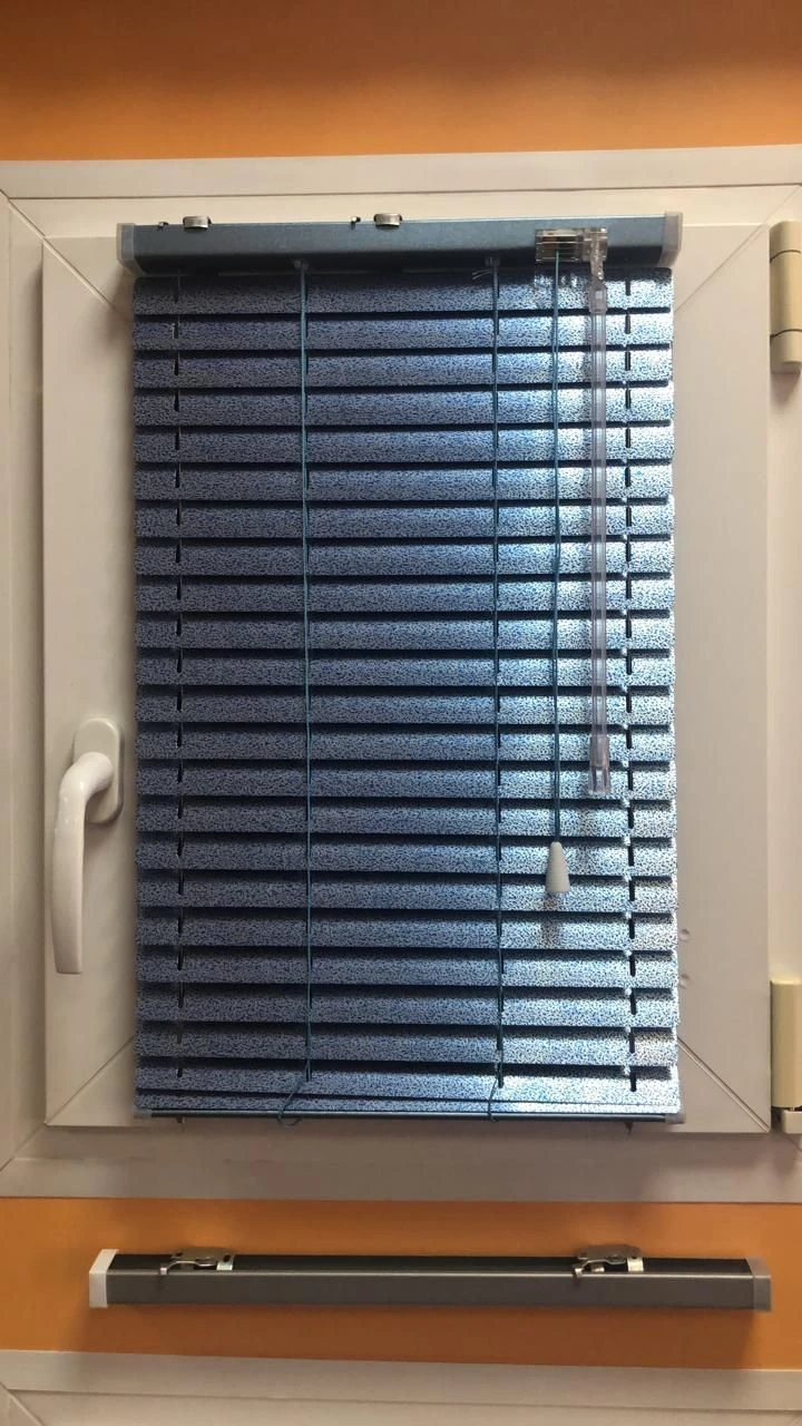 Horizontal blinds "Hit"