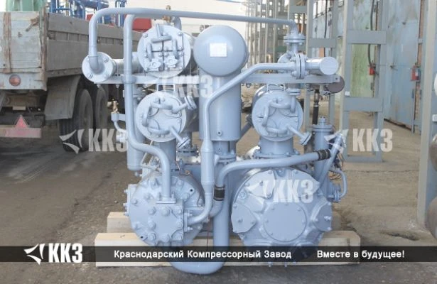 Piston gas compressor 2GM4-27/9S