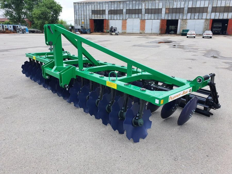 4,5x2H mounted disc harrow with roller