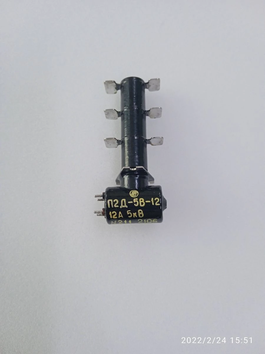 Vacuum high-frequency relays single-pole two-way polarised P2D-4V-12