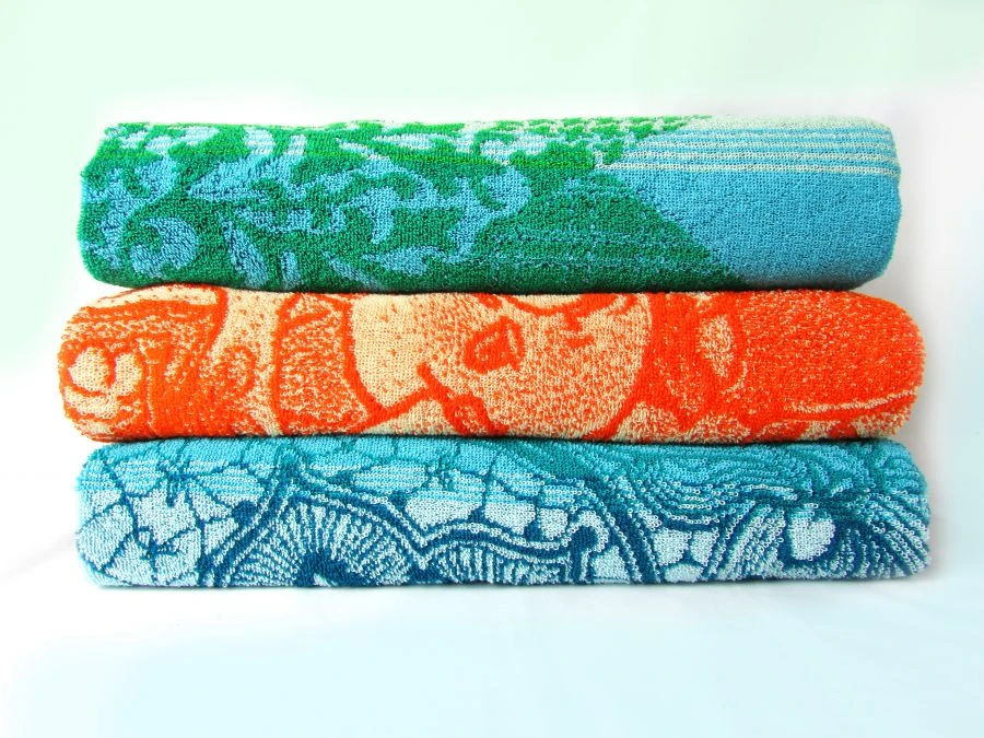 Variegated cotton terry bathing sheets
