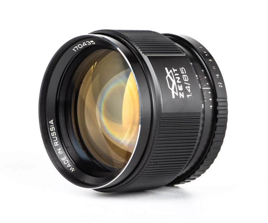 Photographic lens "MS ZENITAR 1,4/85", with lens mount (Nikon, Canon)