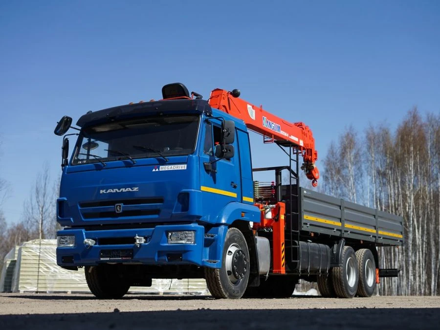 Special purpose vehicle with hydraulic loading crane of KMA type on the basis of KAMAZ 65117 and its modifications 64K33N-UA