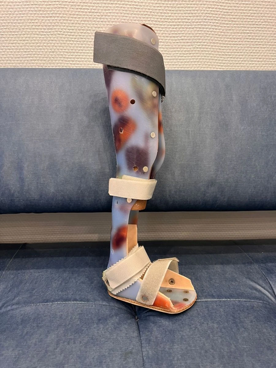 Full leg brace