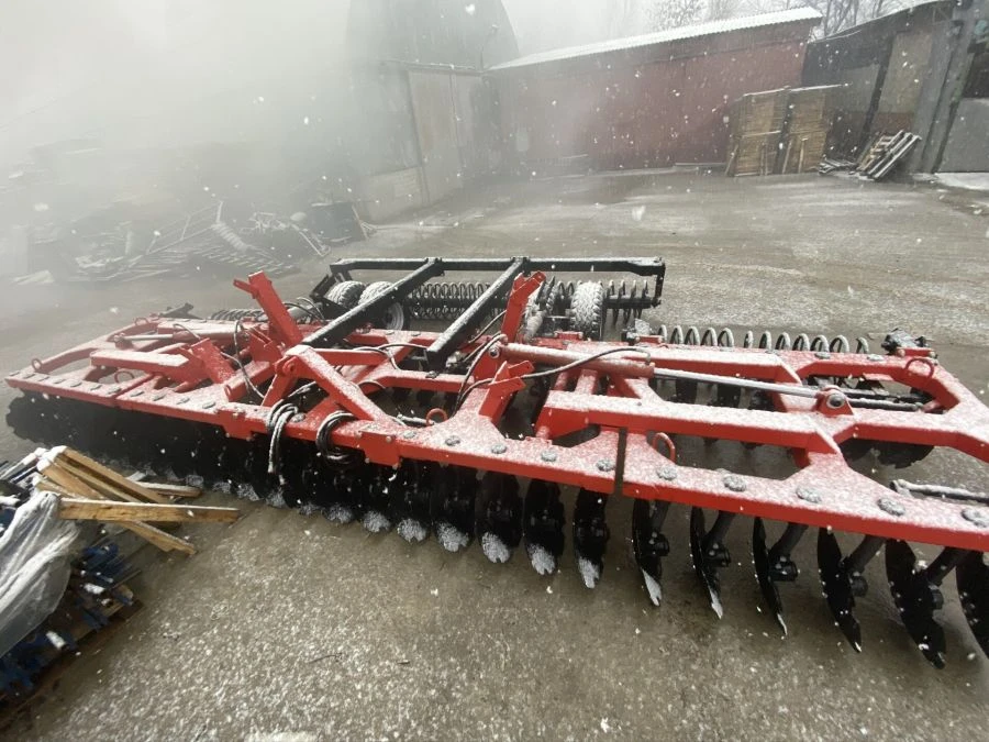 Modernised universal disc harrow BDM-U 6x4P trailed