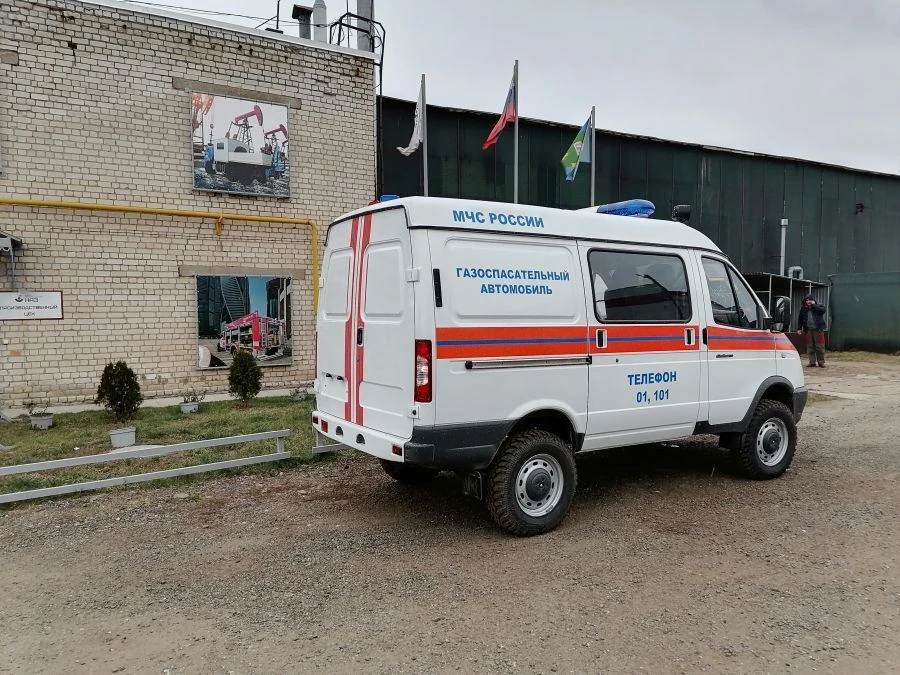 Vehicles for emergency services and police (ACM) without CMU, type 2712, modification 22125E on TC/GA chassis base