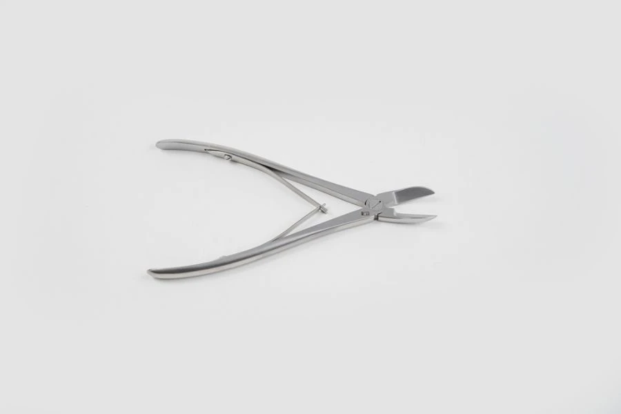 VZ-Sh-Sh-106, Bone cutters according to Liston.