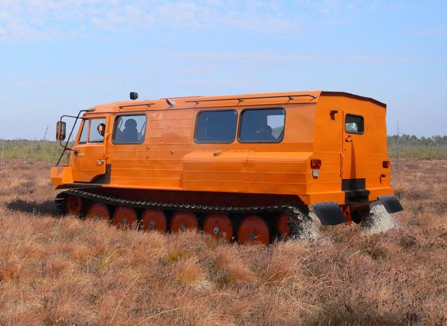 Tracked snowmobiler TTM-3902PS