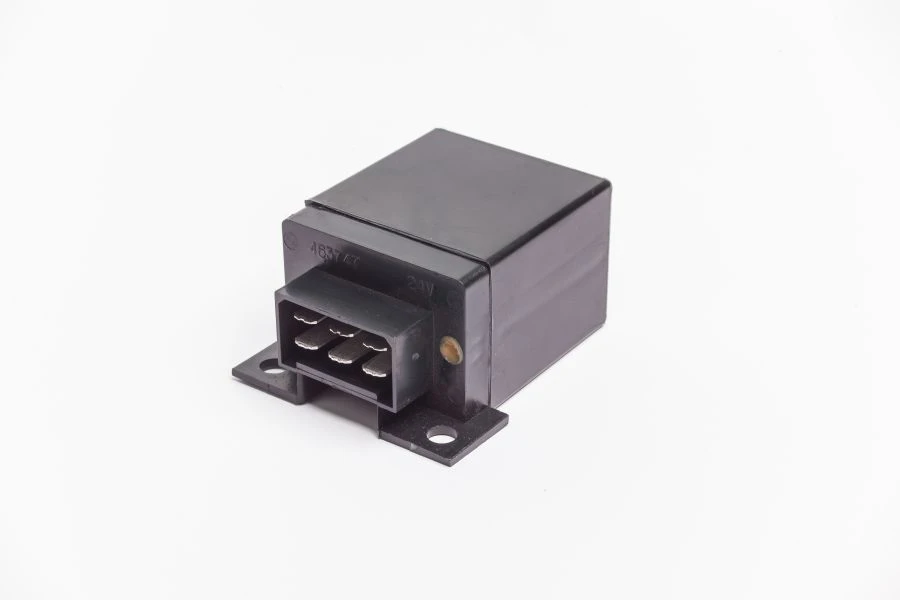 46.3747010 Wiper breaker