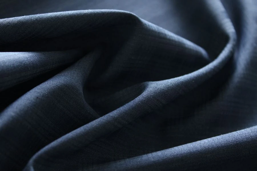 Semi-sheer worsted woolen dress fabric Article No. 18c185cAR-DYA, colour 27-11