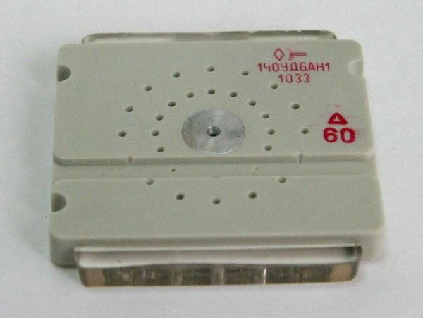 Microcircuit 40UD6AN1 (740UD4-1)