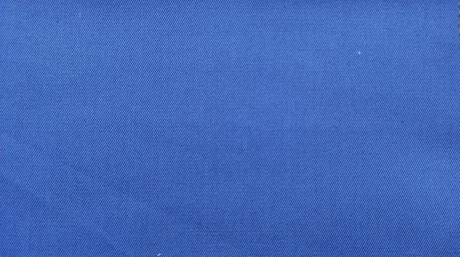 Smooth-dyed cotton-polyester fabric, article C 27 BYU