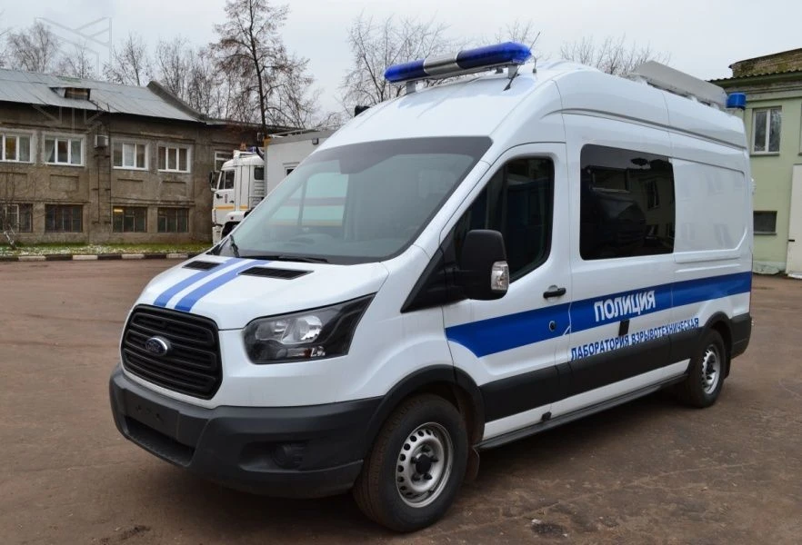 Special vehicle, "Explosion laboratory", on the basis of Ford FCD 310.