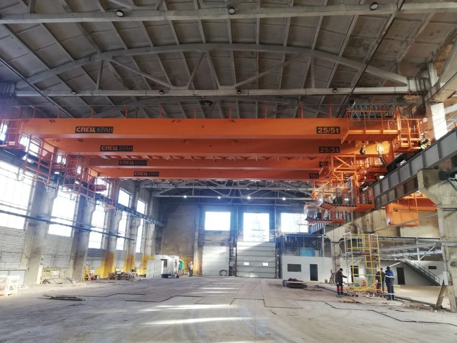 Electric double girder overhead travelling travelling crane, type KM