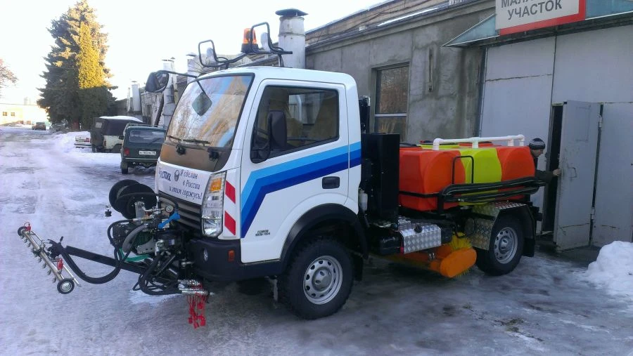 Multifunctional combined machine MKM-1904-16E "Cleaner" with mounted equipment