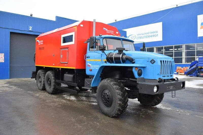 Mobile steam generating unit (SGU), UZST brand, type UZST01, modification 6890-15 on Ural 4320-60 chassis.