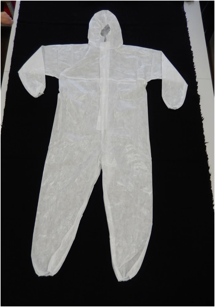 Single-use non-sterile isolation suit SIMPATICA 1-01/1-02/1-03/1-04/1-05 as part of SIMPATICA Expert