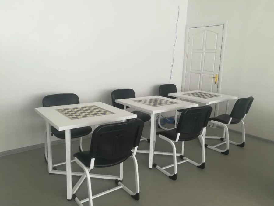 Chess table