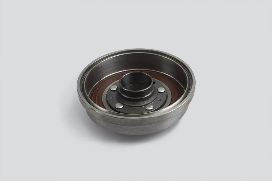 Complete rear wheel hub (for UAZ cars without abs, spicer and timken hybrid, composition: drum, fasteners, thrust rings) 3741003