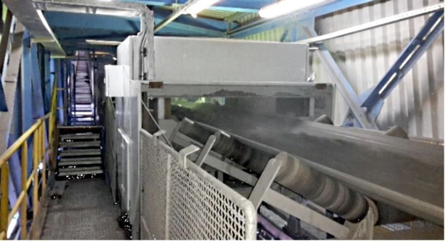 Conveyor analyser of elemental composition of substance KAES 2000