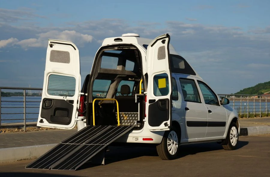 Cars for transporting people other type 1806A modification 1806B2 based on LADA vehicle, type R90, modification ?S045L, commerci
