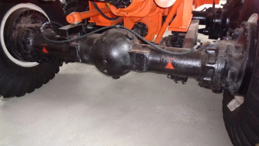 Rear and middle drive axle DZ-98V1.62.00.000