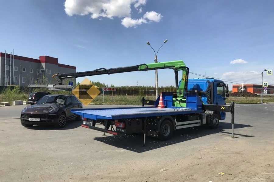 Wrecker truck with 4x2 INMAN CMU