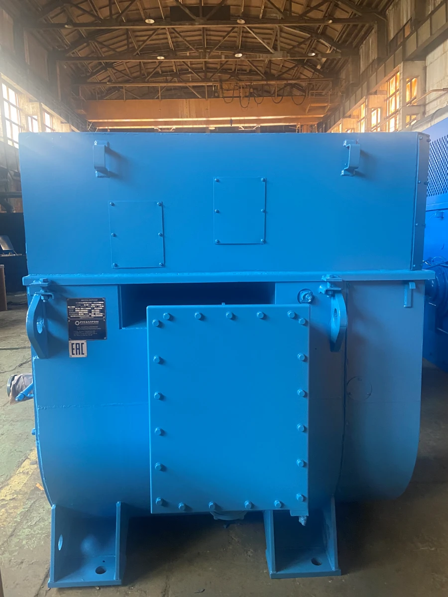 Synchronous electric motor of SDBM 99/46-8UHL2 series