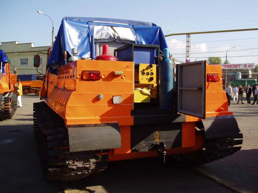 Tracked snowmobiler TTM-3902SO