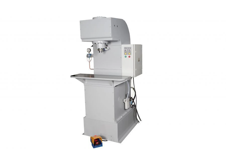Hydraulic press model GP-10