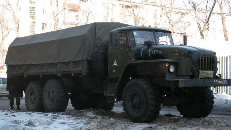 Awning of truck 4320UK-8508172