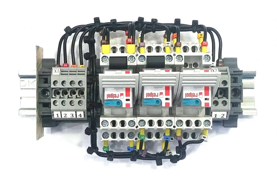 Power switching unit BKP-12-12