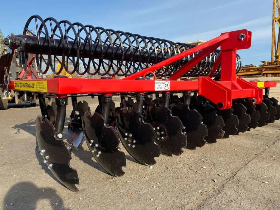 Modernised universal disc harrow BDM-U 4x2H mounted disc harrow