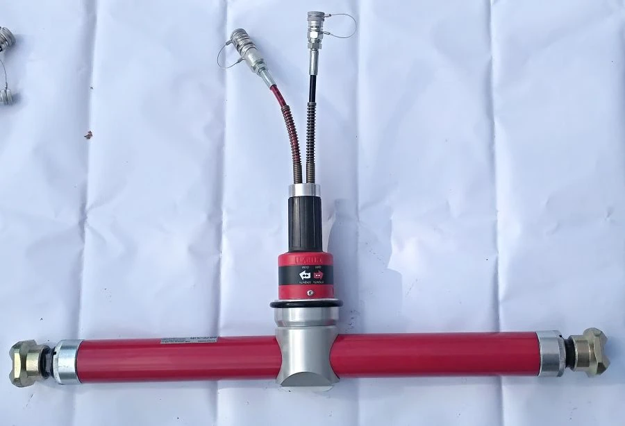 Double-acting cylinder with two rods CGS-2/80
