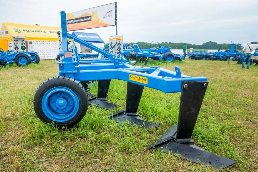 STAVR PG-7 deep loosener and its modifications: STAVR PG-7 deep loosener RZZ.74.00.000
