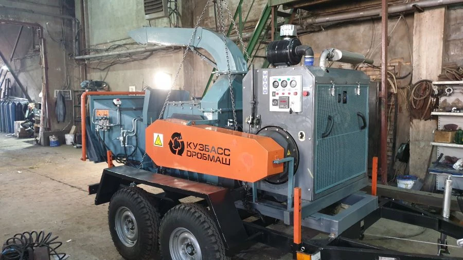 Trailed shredder KEDR M300