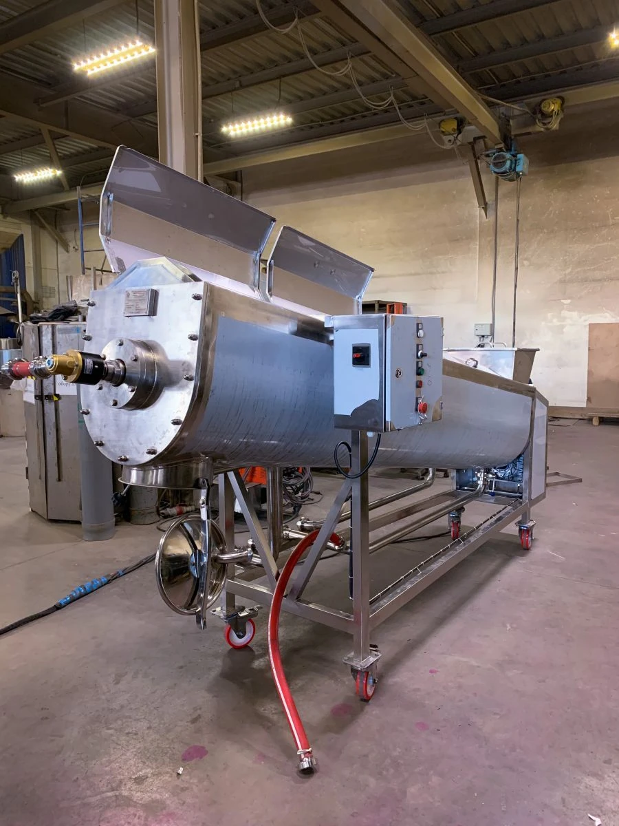Single-screw curd cooler type OT-1