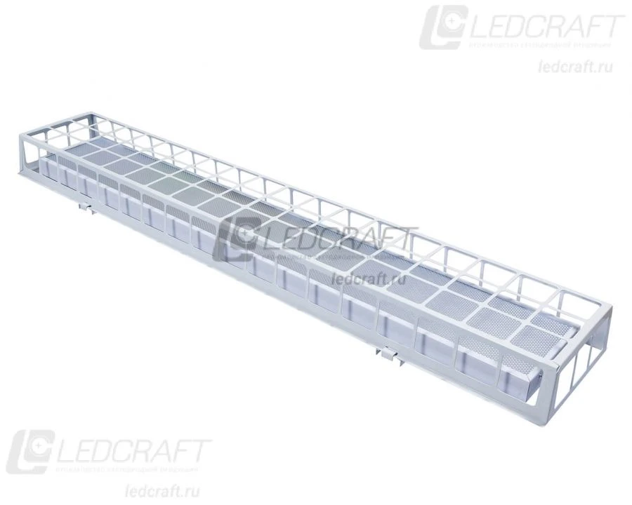 LED luminaire for gymnasiums with protective grille